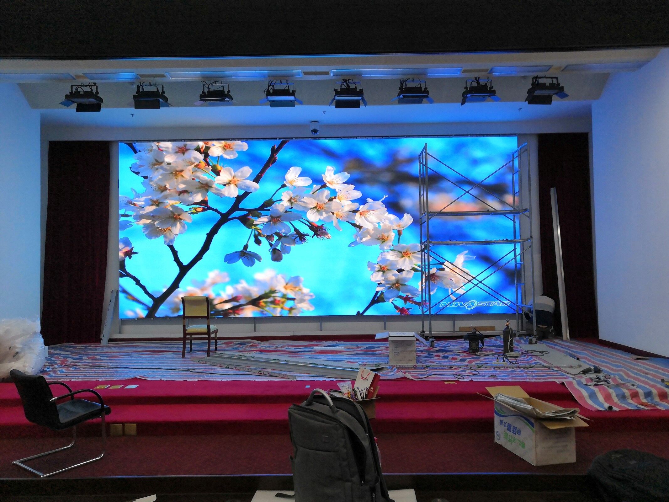 LED顯示屏,室內(nèi)全彩LED,戶外LED顯示屏,LED顯示屏供應(yīng)商,戶外彩色LED顯示屏,LED顯示屏生產(chǎn)廠家,高密度LED全彩顯示屏,湖南LED顯示屏,湖南室內(nèi)全彩LED